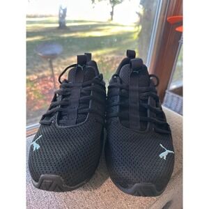 Puma Axelion Marble athletic sneaker Women's size‎ 7